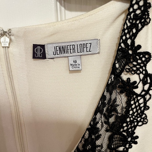 NWOT Dress by Jennifer Lopez - Size 10 - Picture 3 of 3